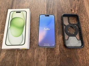 Unlocked Green iPhone 15 128GB - Zdjęcie 1 z 13
