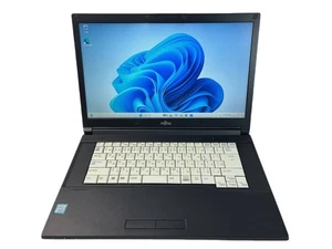 Fujitsu LIFEBOOK A577/R Intel Core i3-7100U 2.40GHz SSD 128GB RAM 4GB - Picture 1 of 6