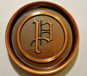 Seltenes Set 4 Monogram "P" Porzellan Untersetzer 3/8" x 3 1/8 Vintage gebraucht - Bild 1 von 2