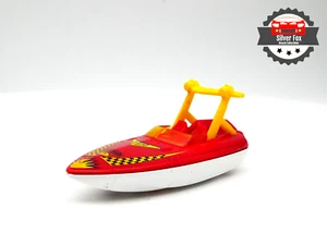 2000 POWER BOAT RACING RED 1:64 SCALE COLLECTOR DIORAMA MODEL CAR - Picture 1 of 4