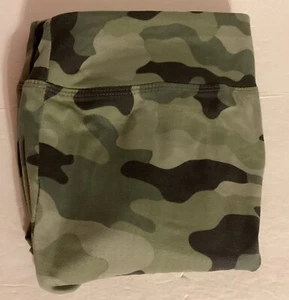 New Directions Camo Leggings Size M Green Soft - Bild 1 von 4