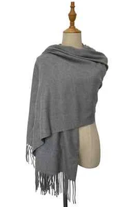 Bufanda envolvente manta borla suave gris carbón 70 x 200 cm - Imagen 1 de 2