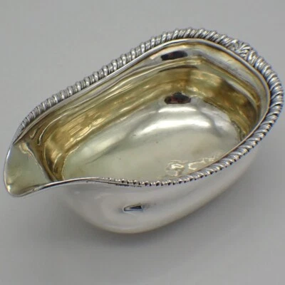 Bote Papanicolaou georgiano Gadroon borde plata esterlina 1824 Londres mono PAD Foto 1 de 4