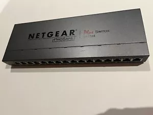 Netgear ProSafe Plus Switch GS116E with AC Adapater - Picture 1 of 2