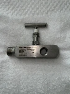 Anderson Greenwood 3/4" MNPT x 1/2" FNPT  Multi-Port Gauge Valve (M5VIS-46) - Picture 1 of 2
