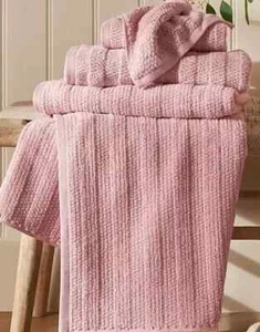 Stacey Solomon Pink Textured Towel Range Brand New - Picture 1 of 2