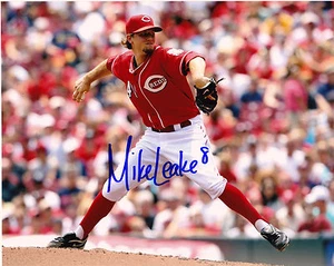 MIKE LEAKE CINCINNATI REDS ACTION SIGNED 8x10 - Picture 1 of 1
