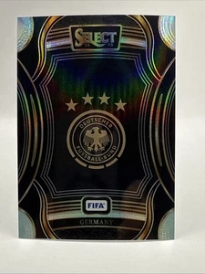 2023-24 Panini Select FIFA Alemania Equipo Insignia Estuche Hit #15 - Imagen 1 de 2