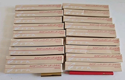 VTG Avon Lipliners Makeup Lot Of 18 Luxury Lip Lining .03 Oz - Image 1 of 4