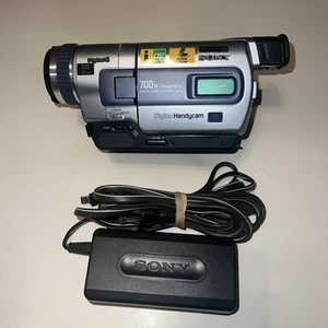 Sony DCR-TRV530 Digital8 Hi8 8mm Video8 Camcorder VCR Player Video Transfer B - Picture 1 of 9