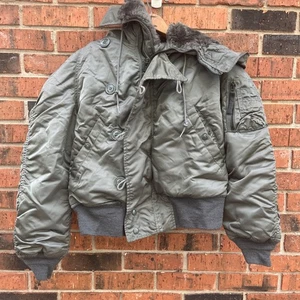 ALPHA INDUSTRIES N-2B Green Nylon HOODED Military Jacket Size Small - Picture 1 of 6