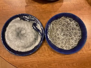 Lot of 2 Doug Wylie 10 Inch Plates Pottery Free Shipping - Picture 1 of 6
