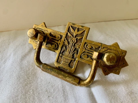 Art Nouveau Victorian Antique Bail Drawer Pull Cover
