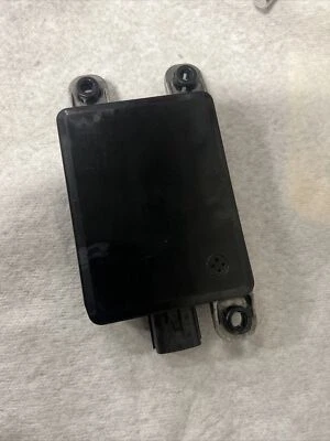 2019-2022 KIA SOUL EV АДАПТИВНЫЙ РАДАРНЫЙ ДАТЧИК РАССТОЯНИЯ КРУИЗ-КОНТРОЛЯ 99110-J2000 - Изображение 1 из 4