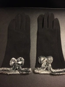 Fleece gefütterte Handschuhe. Kunstfelldetail.  Medium. Nie getragen. Top Zustand - Bild 1 von 4