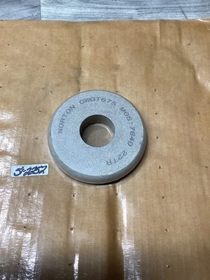 Muela abrasiva Norton GWGT675 MOS: 7640 22TR ALundum #114N25*SI Foto 1 de 3