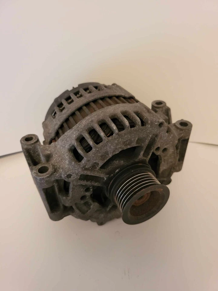 MERCEDES W204 C300 C250 ENGINE ALTERNATOR GENERATOR ASSEMBLY 150AMP OEM - Image 1 of 1