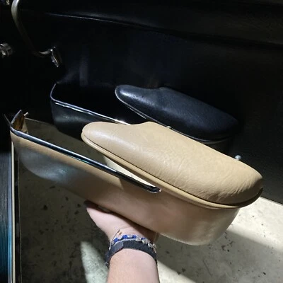 Подлокотник пассажирский Mercedes Benz W113 230SL 250SL Early Euro 280SL - Изображение 1 из 4