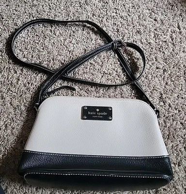 Bolso de mano bandolera Kate Spade Hanna Wellesley beige negro Foto 1 de 4