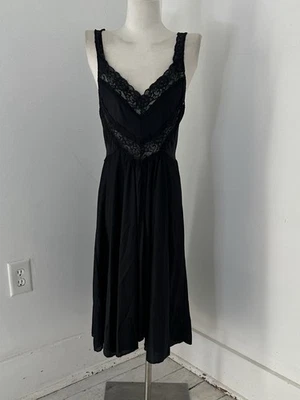 Camisón vintage negro estilo Olga calce y acampanado Foto 1 de 4