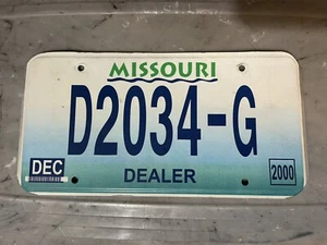 RIVENDITORE TARGA MISSOURI DICEMBRE 2000 D2034-G - Foto 1 di 1