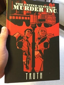 The United States of Murder Inc. Vol. 1: Truth de Bendis HC - Imagen 1 de 4
