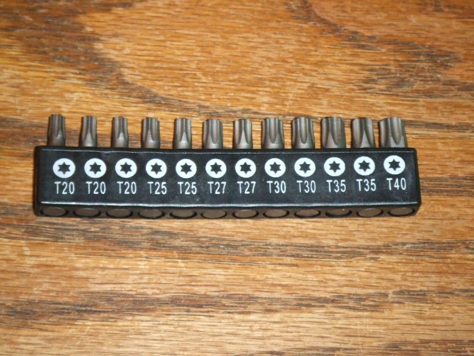 CRAFTSMAN 12 TIP TORX T20 TO T40 SIZES SCREWDRIVER SET  - Image 1 of 1