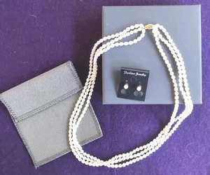 3 Strand 18" Freshwater Pearl Necklace And Matching Earrings With Gift Box - Picture 1 of 5
