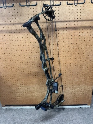 Hoyt RX8 Ultra, Right hand, 60-70lbs - Image 1 of 4