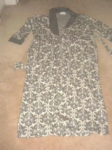 MICHAEL KORS BADEMANTEL VON SAKS FIVE-GRÖSSE-SMALL-GRAU-WEISS-NEU OHNE ETIKETT - Bild 1 von 9
