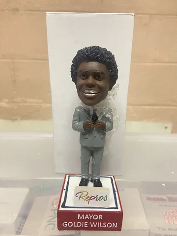 2019 AKRON RUBBERDUCKS MAYOR GOLDIE WILSON "BACK TO THE FUTURE" SGA BOBBLEHEAD Cover