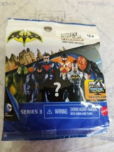 🦇*NEW* Batman SERIES 3 Mighty Minis Blind Bag Mini Figures🦇 - Picture 1 of 2
