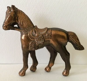 Pentola vintage piccola finitura cavallo cowboy western stile metallo bronzo colore rame - Foto 1 di 3