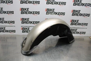 09 YAMAHA ROYAL STAR XVZ1300TF VENTURE FRONT WHEEL FENDER BB151 - Picture 1 of 16