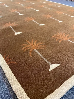 NEW Tibetan Palm Tree Rug, Size 4x6, Handwoven with Vegetable Dyed Wool - Image 1 of 4