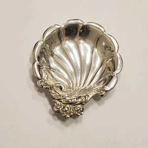 Lunt Eloquence Sterling Silver Shell Shape Butter Tray Nut Bowl Ring Coin Dish - Picture 1 of 9