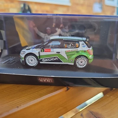 Coche de rally Skoda Fabia s2000 1.43 Foto 1 de 4