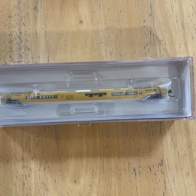 Athearn 1720x N Scale 48' Husky Stack Well Car - Trailer Train - Image 1 of 4