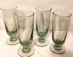 Set di 4 colori verdi 16 oz. Bicchieri da cocktail o acqua soffiati a mano con stelo - Foto 1 di 12