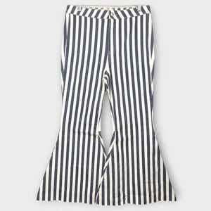 Pantalones de mezclilla para mujer We the Free azul y blanco a rayas acampanados dobladillo crudo talla 31" cintura - Imagen 1 de 6