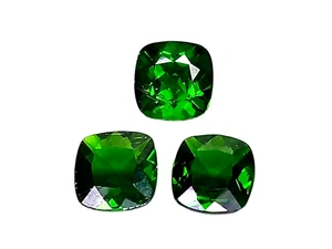 2.915cts Chrome green natural diopside cushion 3pcs loose gemstones "see video" - Picture 1 of 3