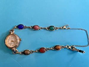 Vintage geschnitztes Skarabäus Uhrenarmband 10K Gelbgold gefüllt - Bild 1 von 3