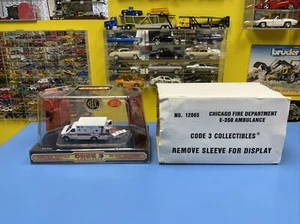 CODE 3 COLLECTIBLES CHICAGO FIRE DEPARTMENT #EMS AMBULANCE #12065 - Picture 1 of 14
