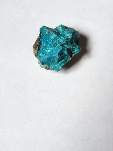 Blue apatite rough - Picture 1 of 5
