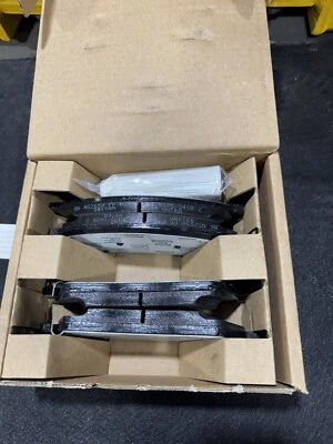 GM Genuine 171-1077  Front Disc Brake Pad Set For 10-16 Cadillac Saab 9-4X SRX - Image 1 of 3