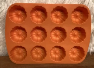 Kürbis Erntedank Silikon Leckerli Backform - Bild 1 von 4