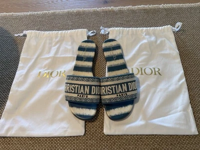 Sandalia Christian Dior Dway Slide Logo Bordado Azul Turquesa 37 1/2 Foto 1 de 4