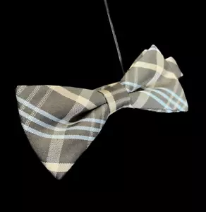 Authentic Wembley Multicolored Accessory Bow Tie NEW - Picture 1 of 7