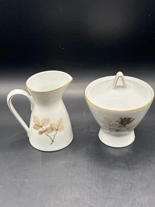 Vintage Rosenthal Germany Selb Shadow Rose Milchkännchen und Zuckerdose mit Deckel - Bild 1 von 2