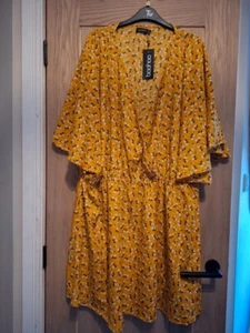NWT PLUS SIZE 28 SUMMER DRESS - Picture 1 of 2